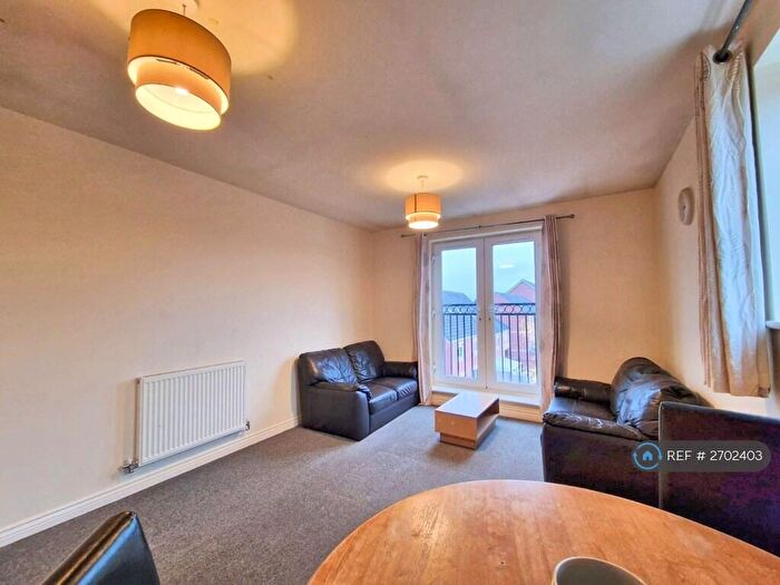 2 Bedroom Flat To Rent In Signet Square, Coventry, CV2