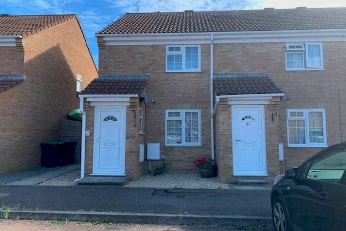 2 Bedroom Property To Rent In Halifax Way, Christchurch, BH23