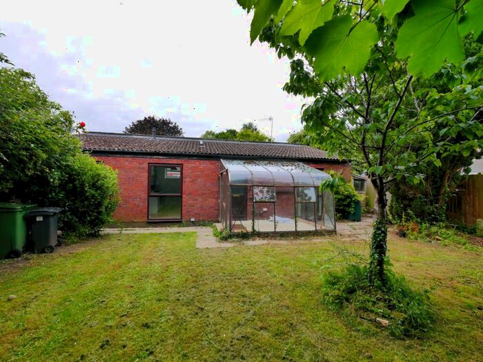 2 Bedroom Semi-Detached Bungalow To Rent In Southgate Mews, Cirenceter, GL7