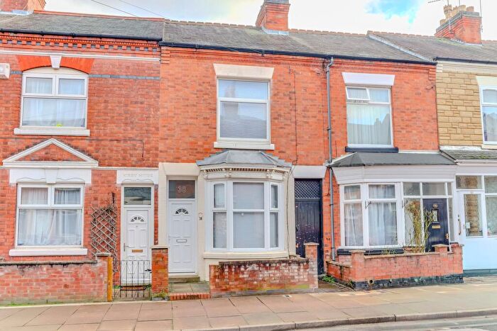 3 Bedroom Terraced House For Sale In Ivanhoe Street, Leicester, LE3