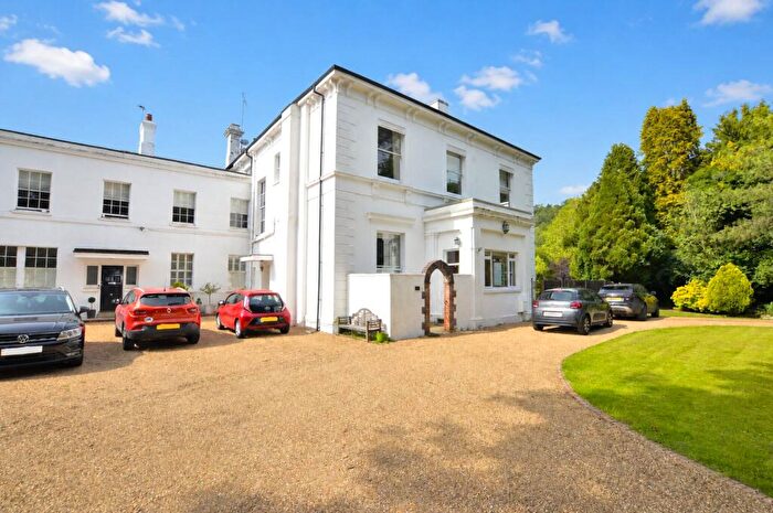 2 Bedroom Apartment To Rent In Pixham Lane, Pixham, Dorking, Surrey, RH4