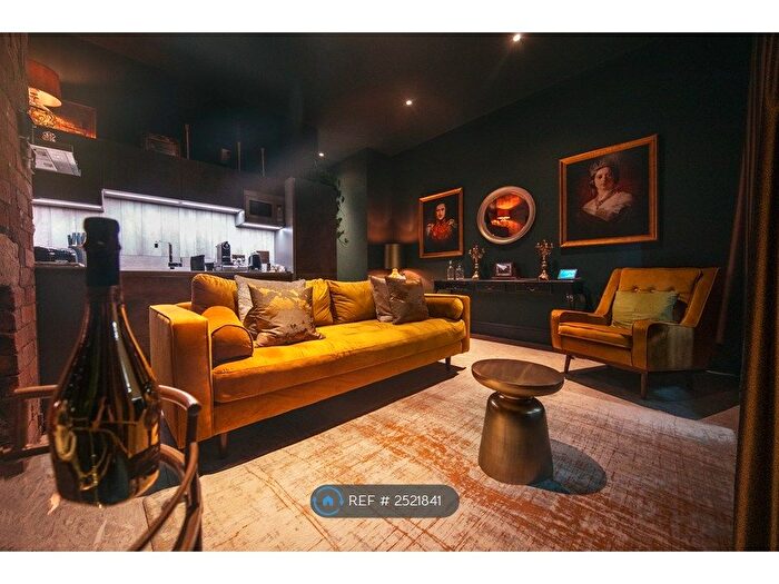 1 Bedroom Flat To Rent In The Bells, Leeds, LS2