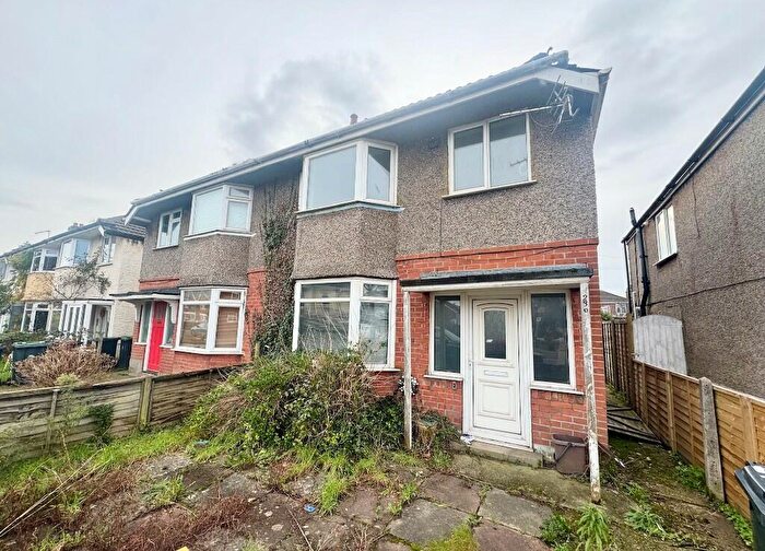 3 Bedroom Semi-Detached House To Rent In Barrack Road, Christchurch, Dorset, BH23