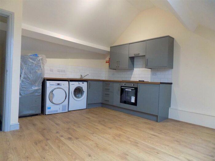 2 Bedroom Apartment To Rent In High Street ( Bed), Bangor, Gwynedd, LL57