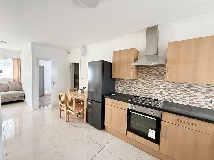 3 Bedroom Property To Rent In Raynor Close, Southall, UB1
