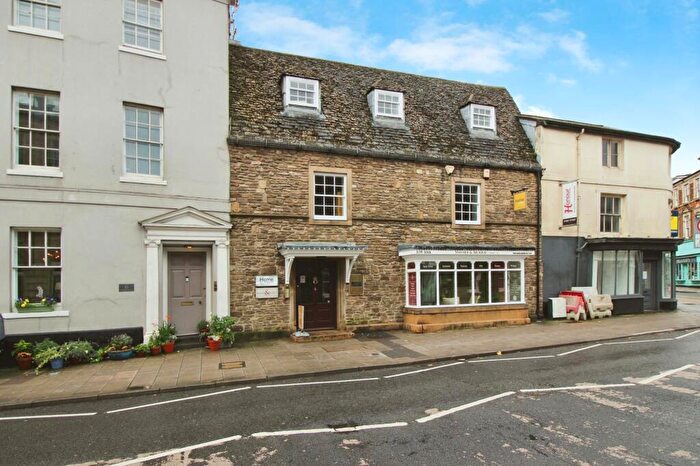 1 Bedroom Flat To Rent In Eastcott House, High Street, SN1