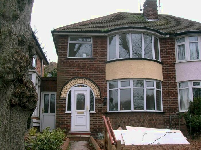 3 Bedroom Semi-Detached House To Rent In Old Walsall Road, Great Barr, Birmingham B42