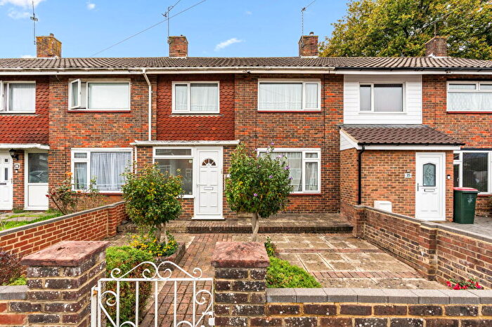 3 Bedroom Terraced House For Sale In Rushetts Road, Crawley, RH11