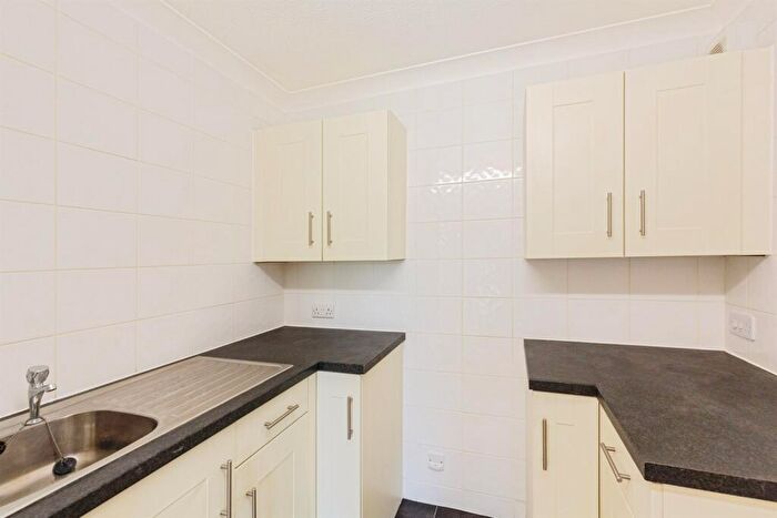 1 Bedroom Retirement Property To Rent In Homefylde House, - Whitegate Drive, Blackpool, FY3
