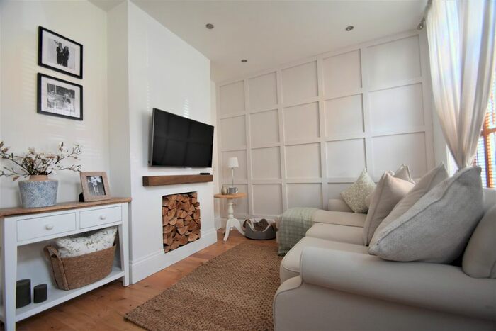 2 Bedroom Terraced House To Rent In Esslemont Road, Southsea, PO4