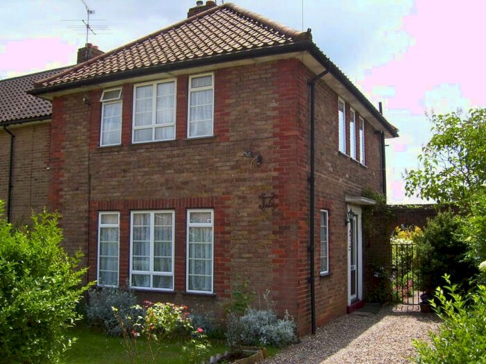 3 Bedroom End Of Terrace House To Rent In Leigh Common, Welwyn Garden City, AL7