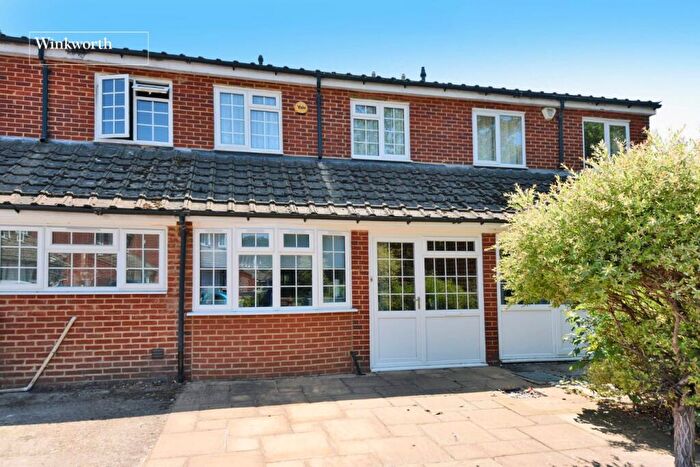 2 Bedroom Terraced House For Sale In Roberts Close, Cheam, Sutton, SM3
