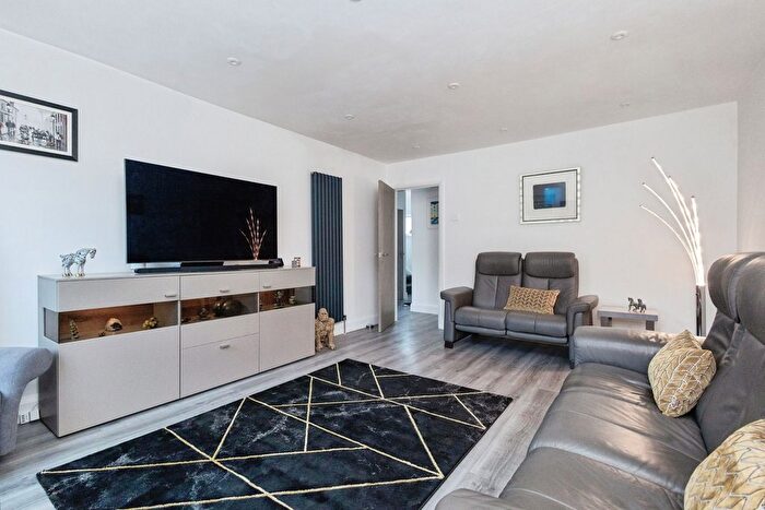3 Bedroom Detached House For Sale In Victory Grove, Audenshaw, Manchester, Greater Manchester, M34