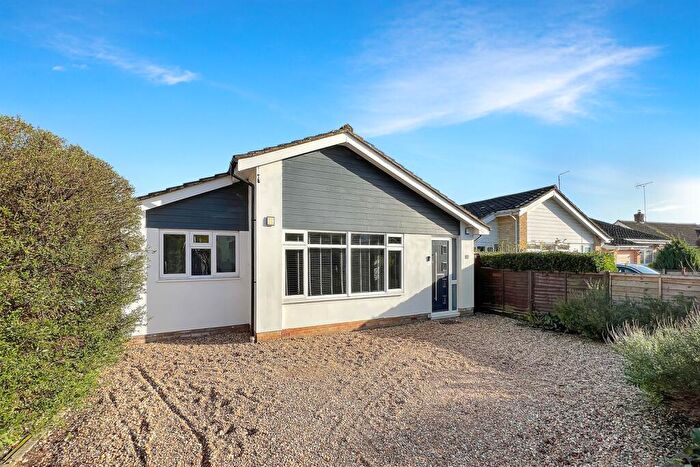 3 Bedroom Detached Bungalow To Rent In Bedroom Detached Bungalow In Barnham, PO22