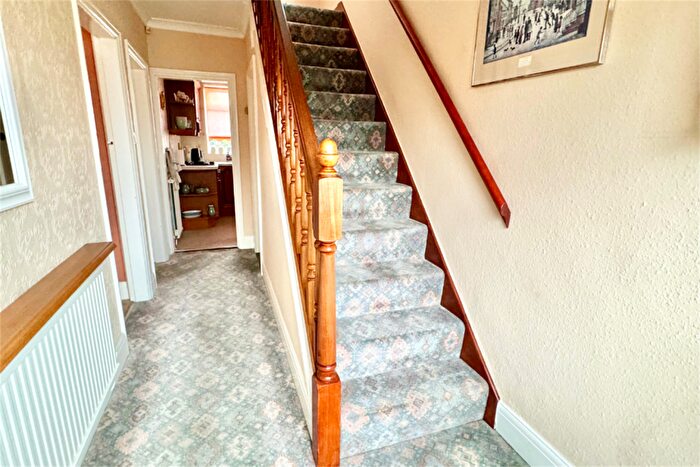 3 Bedroom Semi-Detached House For Sale In , Warwick Avenue, Beeston, NG9