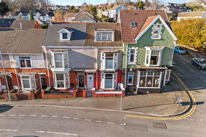 3 Bedroom Terraced House For Sale In Vivian Road, Sketty, Swansea, SA2