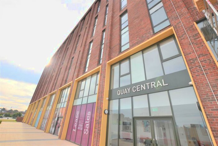 1 Bedroom Apartment To Rent In Quay Central, Jesse Hartley Way, L3