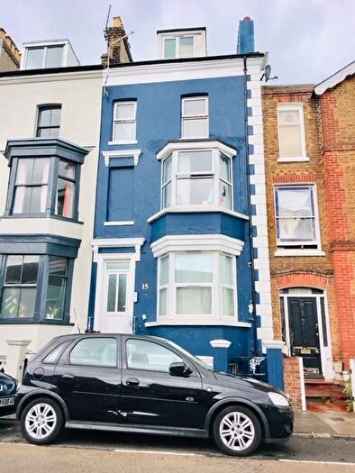 1 Bedroom Flat To Rent In Grange Road, Ramsgate, CT11