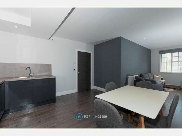 2 Bedroom Flat To Rent In Water Street, Liverpool, L2