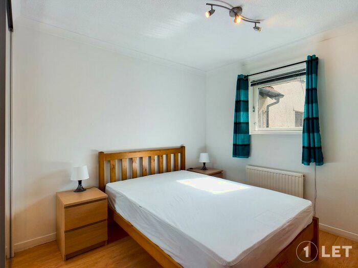 1 Bedroom Flat To Rent In The Paddockholm, Corstorphine, Edinburgh, EH12