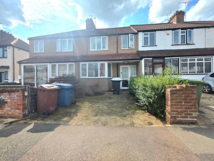 3 Bedroom Terraced House To Rent In Carmelite Road, Harrow, HA3