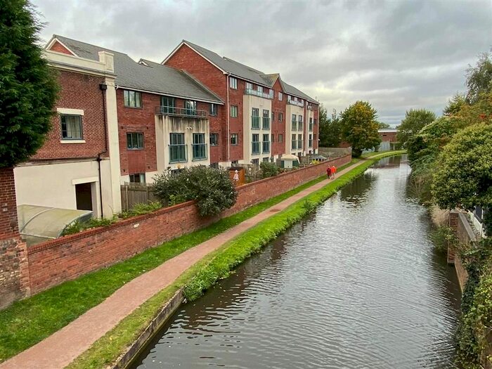 2 Bedroom Flat To Rent In Castle Road, Kidderminster, DY11