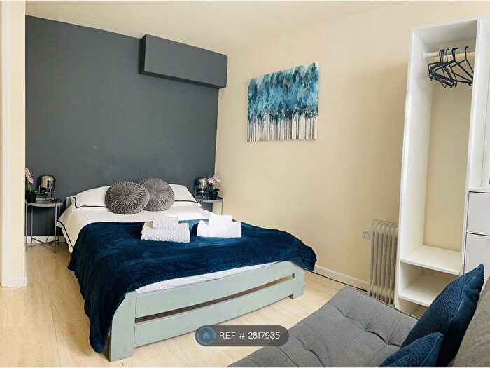 Studio To Rent In Baker Street, Brighton, BN1