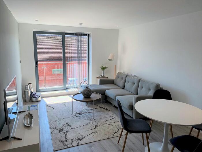 2 Bedroom Flat To Rent In Tamworth Street, Lichfield, WS13