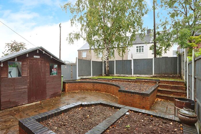 3 Bedroom Detached House For Sale In Green Close, Renishaw, Sheffield, Derbyshire, S21