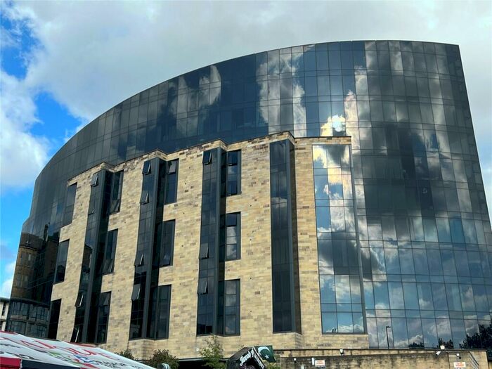 1 Bedroom Apartment To Rent In The Gatehaus, Leeds Road, Bradford, West Yorkshire, BD1