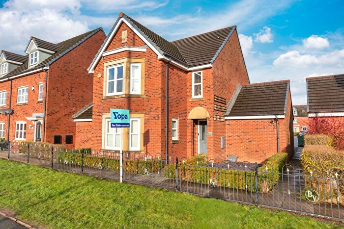 4 Bedroom Detached House For Sale In Buckshaw Avenue, Chorley, PR7