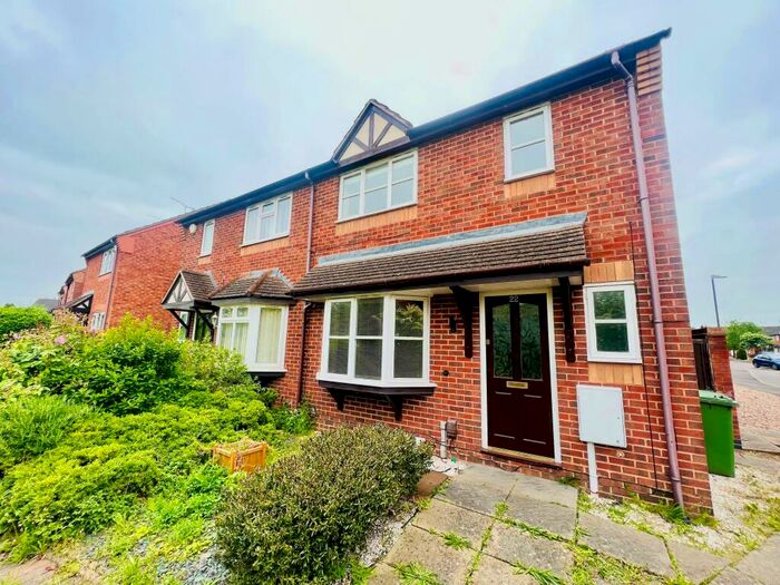 3 Bedroom House To Rent In Weilerswist Drive, Whitnash, CV31