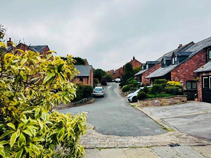 3 Bedroom House To Rent In Roan Mews, Macclesfield, SK11