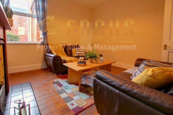 4 Bedroom Terraced House To Rent In Thurlow Road, Leicester, LE2
