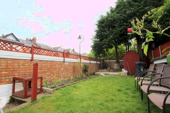 1 Bedroom Flat To Rent In Muswell Road, London, N10