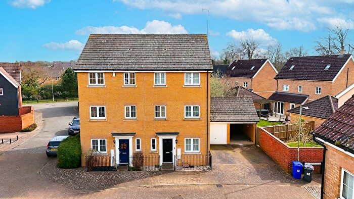 4 Bedroom Town House For Sale In Hornbeam Avenue, Red Lodge, IP28