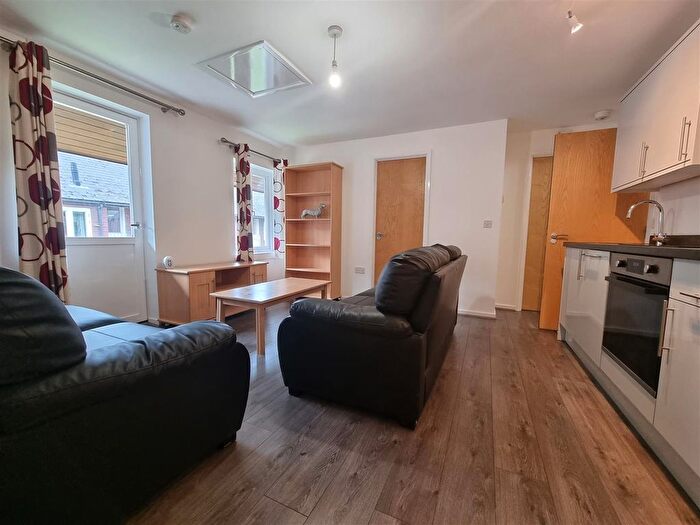 1 Bedroom Flat To Rent In Rooms Available At The Forum, Tiverton Way, Cambridge, CB1