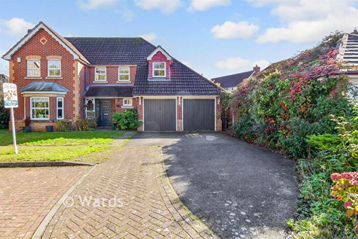 4 Bedroom Detached House For Sale In Anson Avenue, West Malling, Kent, ME19