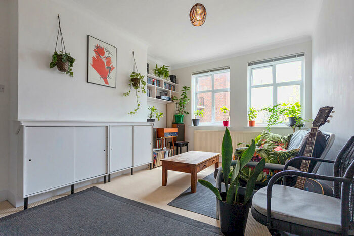 2 Bedroom Apartment To Rent In Fairways, Dyke Road, Brighton, BN1