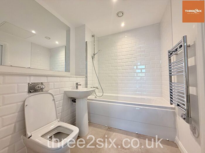 1 Bedroom Flat To Rent In Park View, B12