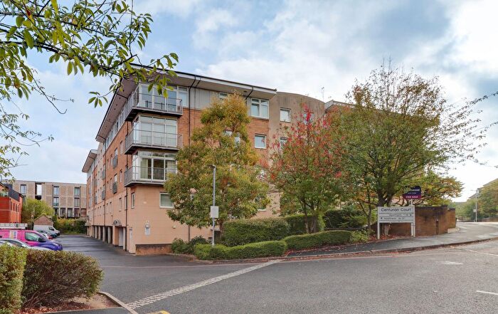 2 Bedroom Flat For Sale In Centurion Court, St. Albans, Hertfordshire, AL1