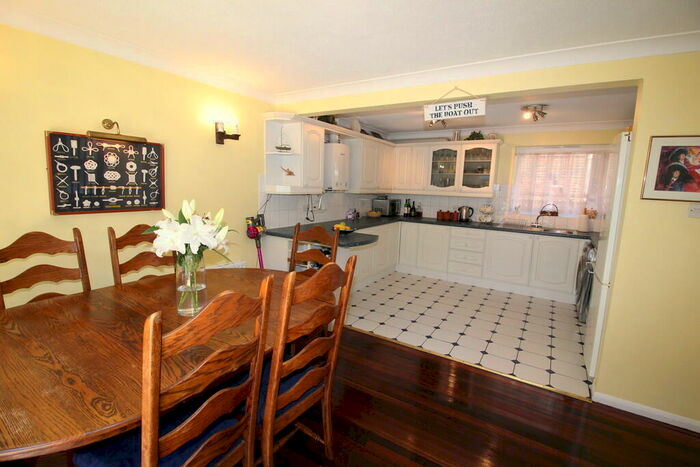 3 Bedroom Mews To Rent In Thames Street, Poole, BH15