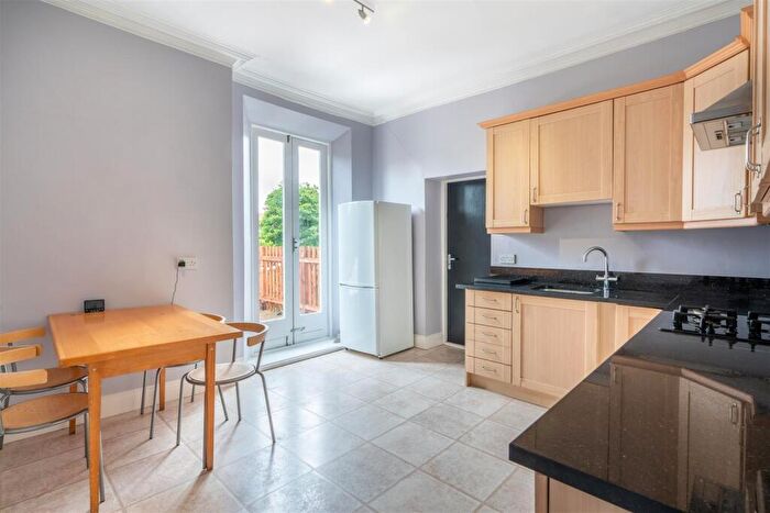 4 Bedroom Maisonette To Rent In £pppw - Eslington Terrace, Jesmond, NE2