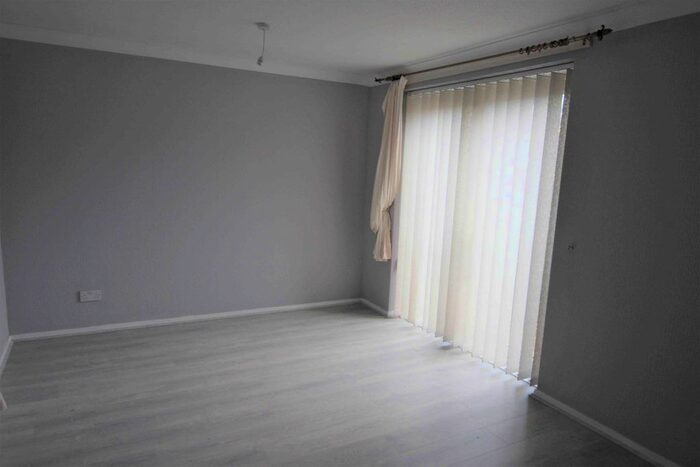 3 Bedroom Semi-Detached House To Rent In Stakesby Close, Guisborough, TS14