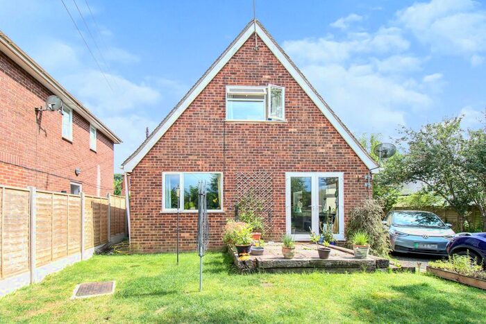 3 Bedroom Detached House For Sale In Main Road, Ogbourne St. Andrew, Marlborough, SN8