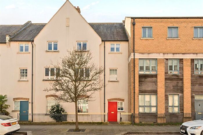 4 Bedroom Terraced House For Sale In High Street, Upton, Northampton, Northamptonshire, NN5