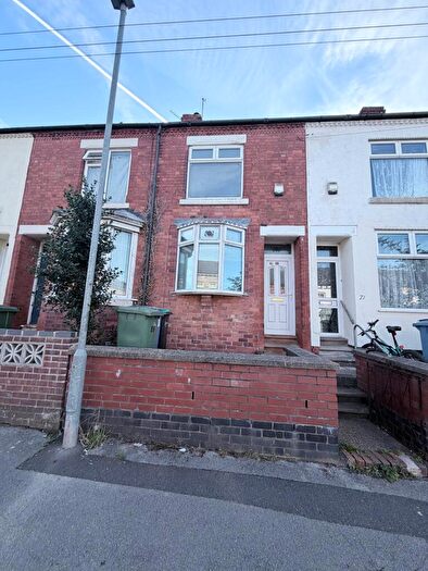 3 Bedroom Terraced House To Rent In Broxtowe Drive, Mansfield, NG18
