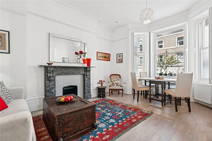 1 Bedroom Flat For Sale In Ladbroke Road, London, W11