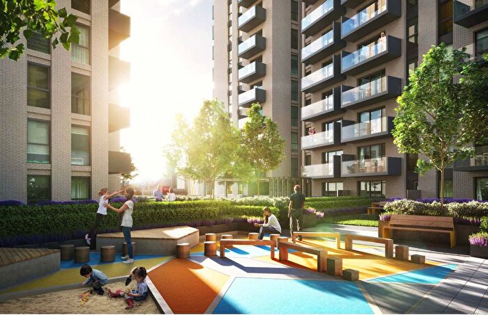 2 Bedroom Flat For Sale In Capital Interchange Way, Brentford, TW8