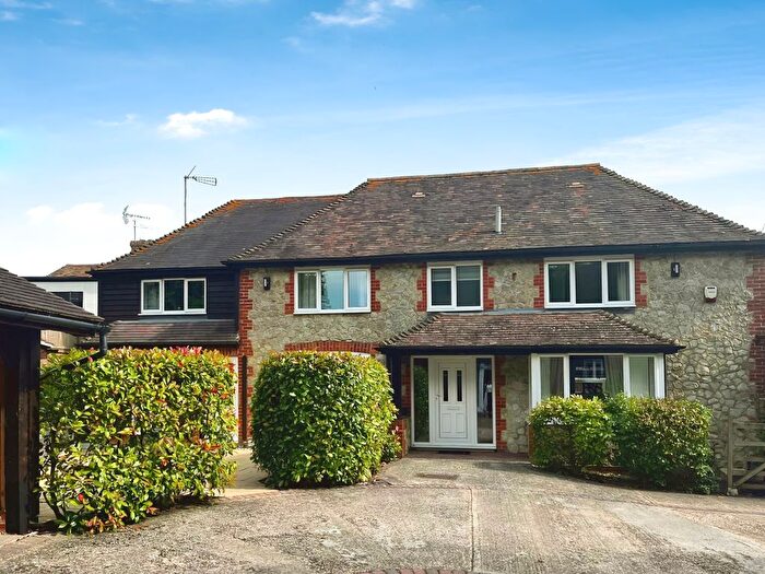 4 Bedroom Detached House For Sale In The Street, Lympne, CT21